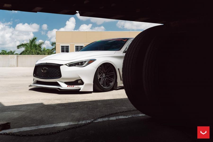  Infiniti Q60S 3.0t on Vossen Wheels (CV10) 2019 года  (фото 5 из 12)